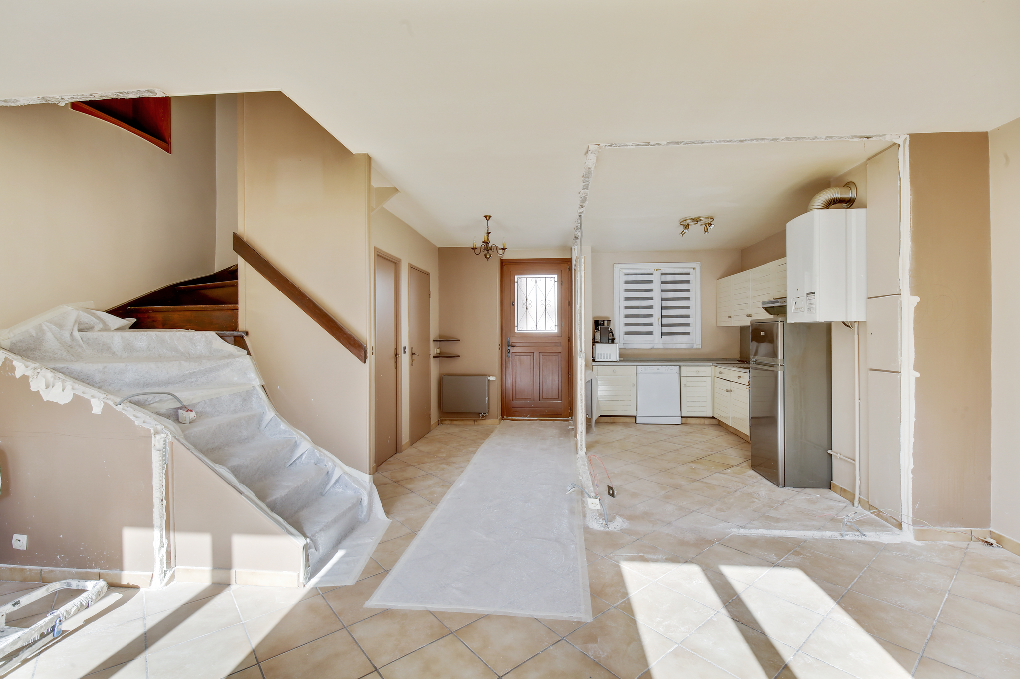 trouvez le meilleur artisan pour vos travaux de r&eacute;novation &agrave; suresnes. conseils, crit&egrave;res de s&eacute;lection et astuces pour choisir un professionnel fiable et qualifi&eacute;.