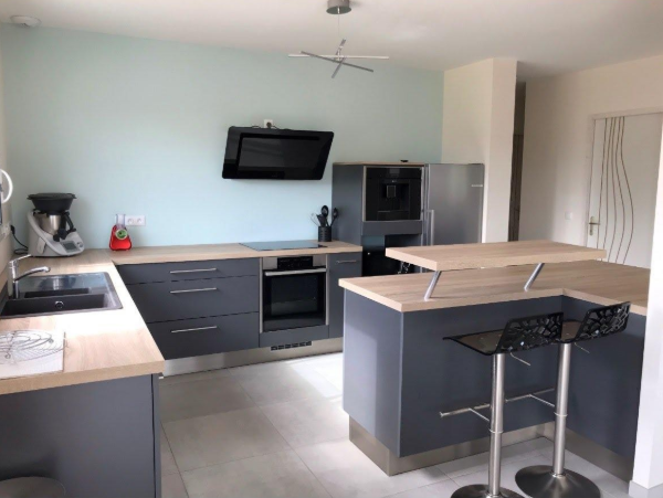 d&eacute;couvrez des id&eacute;es et conseils pour am&eacute;nager une cuisine fonctionnelle &agrave; suresnes : solutions de rangement, agencement moderne et astuces pour optimiser l&rsquo;espace, adapt&eacute;s &agrave; tous les styles de vie.