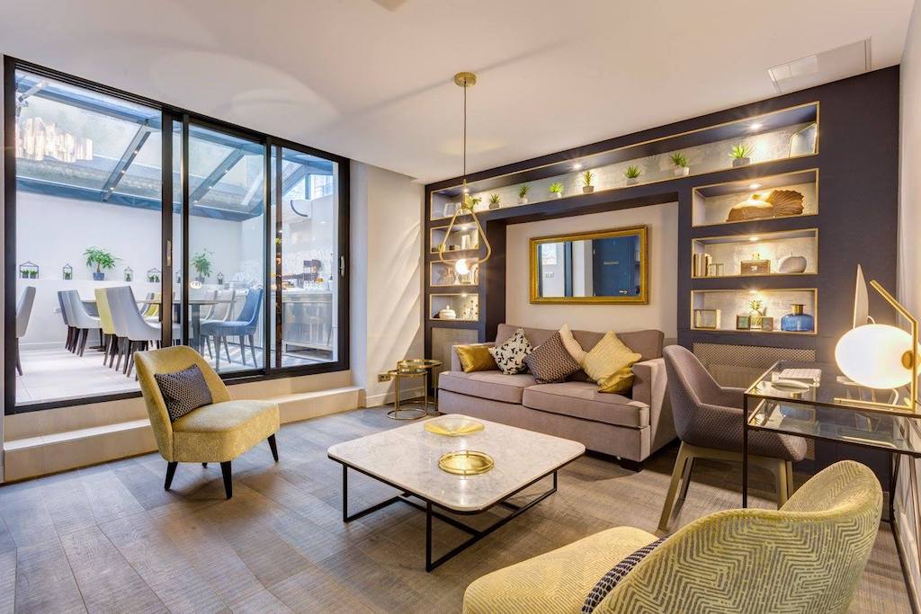 d&eacute;couvrez les derni&egrave;res tendances et inspirations en design int&eacute;rieur pour transformer et sublimer vos espaces de vie. conseils, astuces et id&eacute;es d&eacute;co pour un int&eacute;rieur unique et moderne.