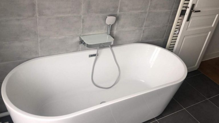 obtenez rapidement un devis personnalis&eacute; pour la r&eacute;novation ou la cr&eacute;ation de votre salle de bain &agrave; suresnes. comparez les offres d