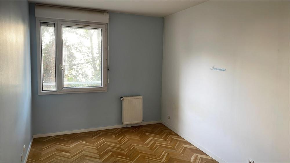 obtenez un appartement r&eacute;nov&eacute; &agrave; suresnes gr&acirc;ce &agrave; nos services de peinture professionnels. devis gratuit, finition soign&eacute;e et choix vari&eacute; de couleurs. contactez-nous !