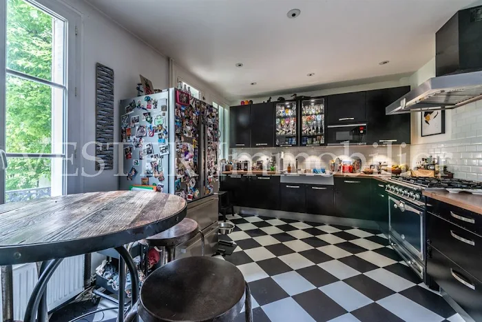 découvrez le prix au m2 pour la rénovation à suresnes. comparez les tarifs moyens, estimez votre budget et trouvez des conseils pour réussir vos travaux dans cette ville des hauts-de-seine.