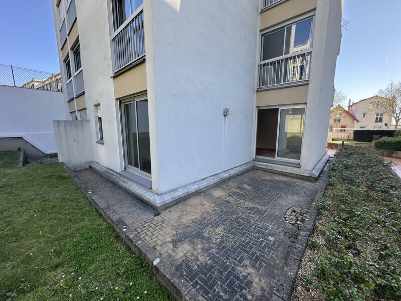 d&eacute;couvrez le prix moyen au m&sup2; pour la r&eacute;novation &agrave; suresnes. guide complet pour estimer votre budget travaux selon les types de r&eacute;novations et les tarifs des professionnels locaux.