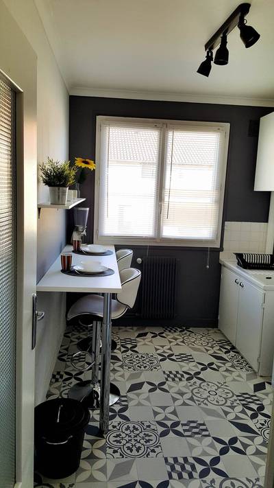 d&eacute;couvrez nos conseils et solutions pour r&eacute;ussir la r&eacute;novation compl&egrave;te d&rsquo;un appartement de 30m2 : astuces d&rsquo;am&eacute;nagement, estimation du budget et id&eacute;es de d&eacute;coration pour optimiser l&rsquo;espace.