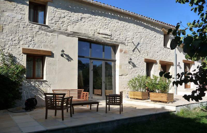 d&eacute;couvrez nos conseils et solutions pour r&eacute;ussir la r&eacute;novation de votre maison ou appartement : id&eacute;es, astuces, mat&eacute;riaux et accompagnement professionnel pour transformer votre int&eacute;rieur.