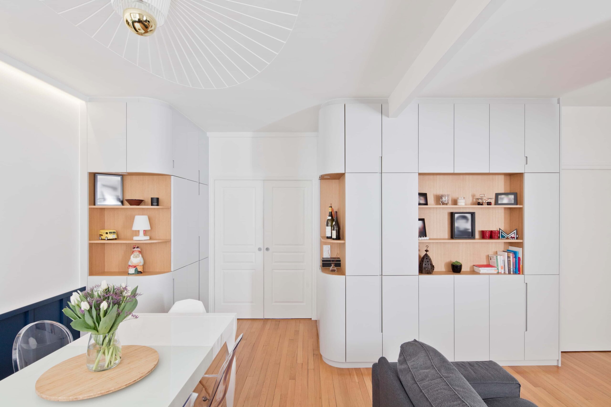 découvrez nos conseils et astuces pour réussir la rénovation de votre appartement : idées de décoration, estimation des coûts, démarches administratives et choix des matériaux pour un intérieur moderne et fonctionnel.
