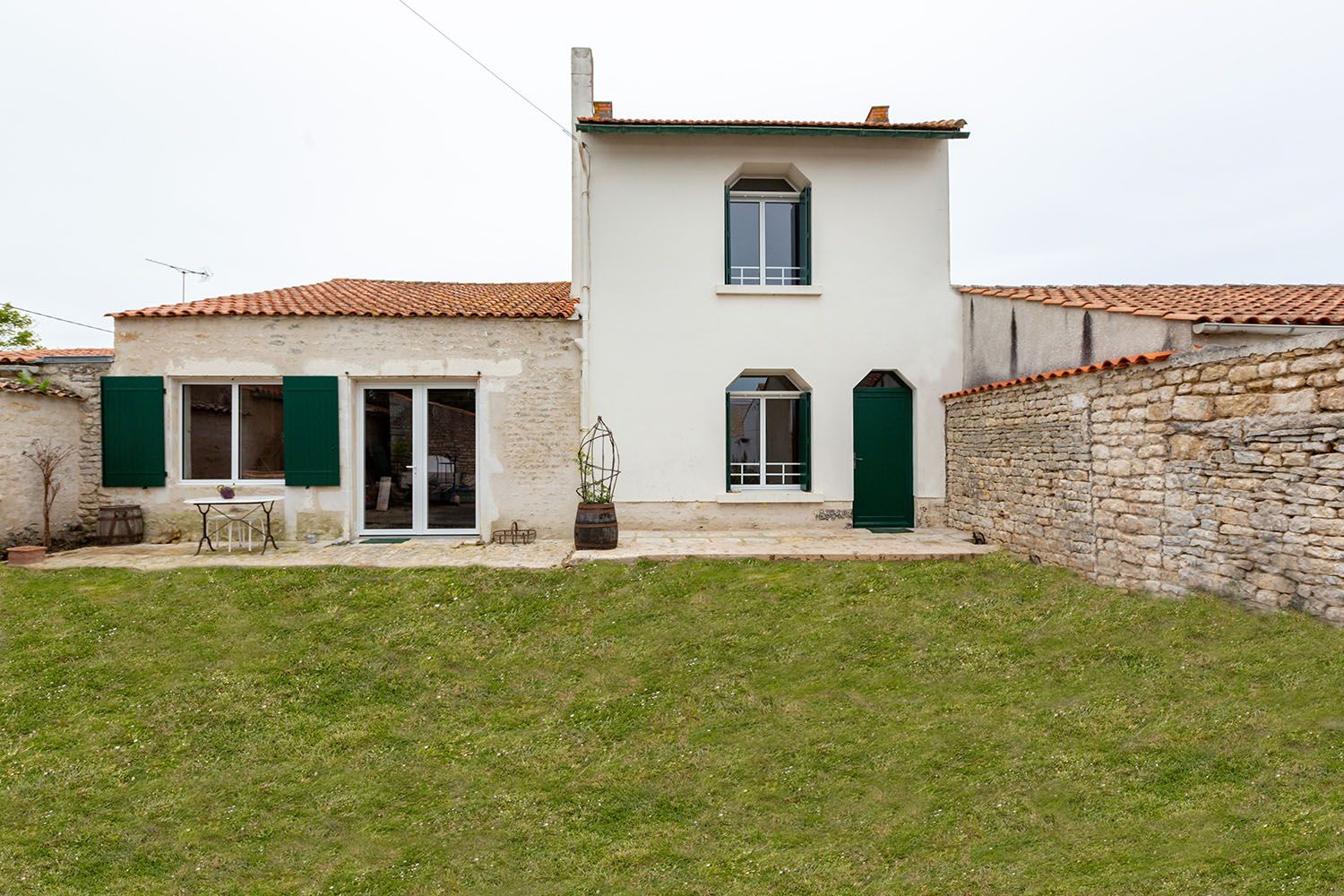 besoin de r&eacute;nover votre maison ou appartement en &icirc;le-de-france ? d&eacute;couvrez nos services complets de r&eacute;novation en idf : conseils, travaux de qualit&eacute; et accompagnement sur-mesure pour tous vos projets.