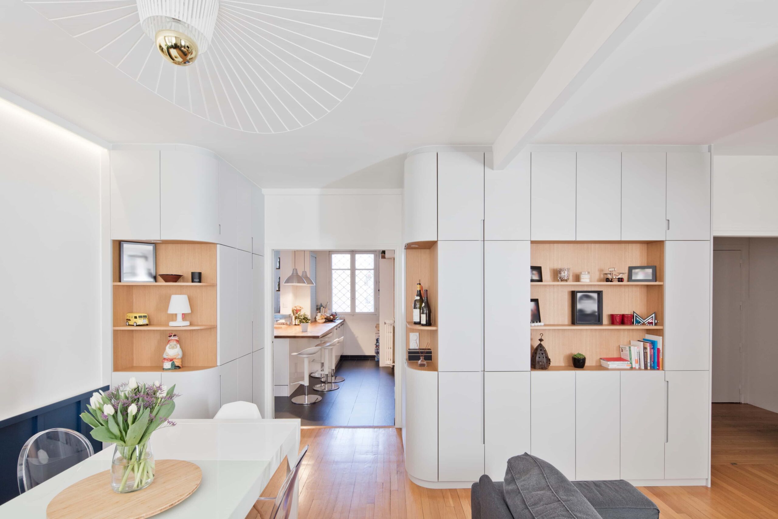 donnez une nouvelle vie à votre maison avec notre service de rénovation intérieure. conseils personnalisés, travaux de qualité et transformation sur-mesure de vos espaces pour un intérieur moderne et confortable.