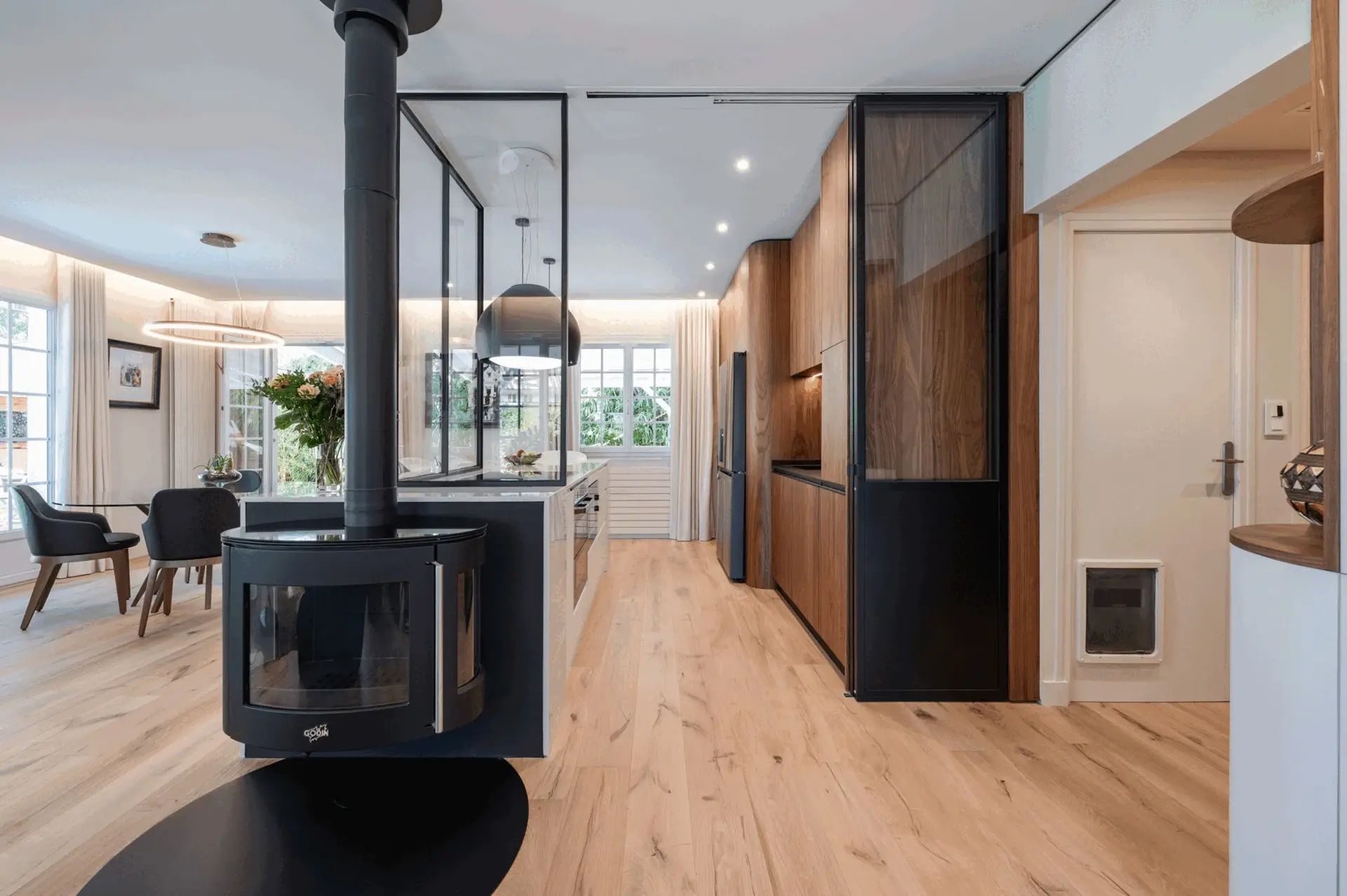 d&eacute;couvrez nos conseils et solutions pour la r&eacute;novation int&eacute;rieure de votre maison ou appartement : id&eacute;es d&eacute;co, am&eacute;nagement, travaux, tendances et devis sur-mesure.