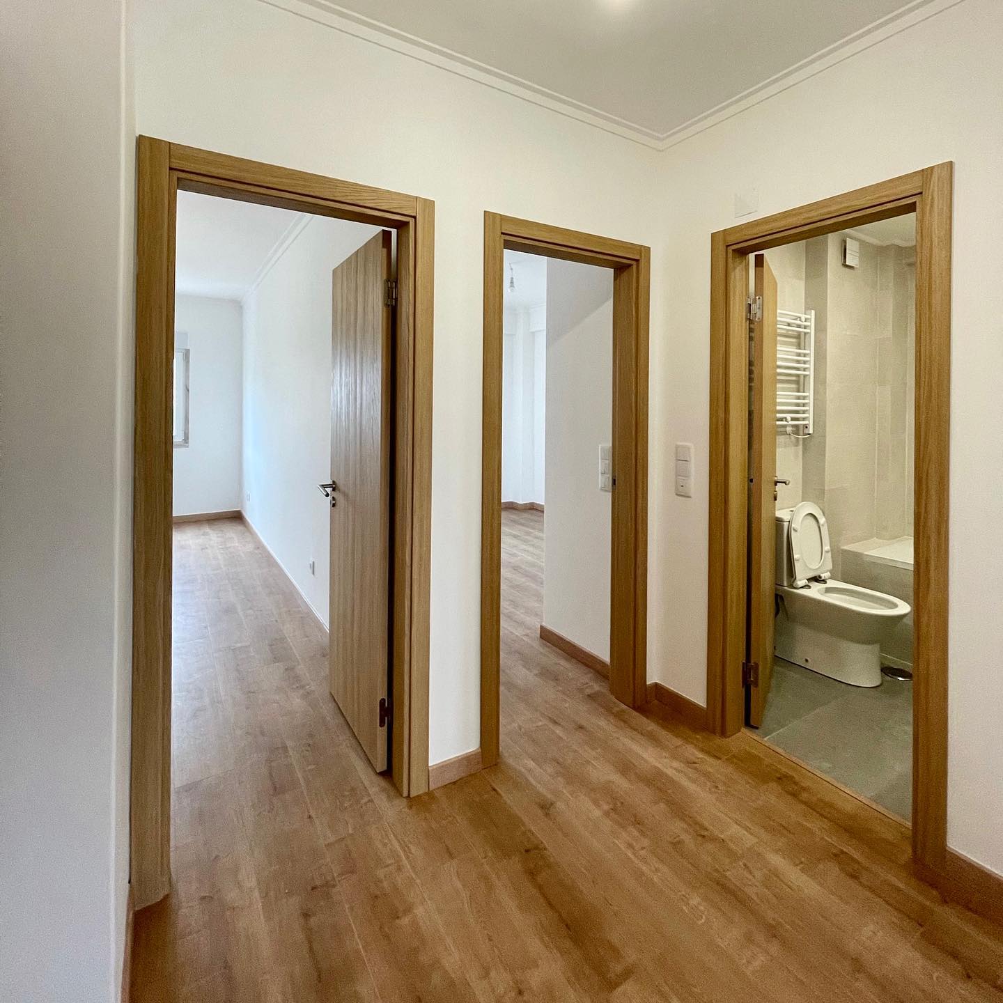 confiez votre r&eacute;novation int&eacute;rieure &agrave; suresnes &agrave; des experts qualifi&eacute;s. am&eacute;liorez votre confort, modernisez votre espace et valorisez votre bien avec des prestations sur-mesure.