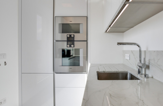 confiez votre projet de r&eacute;novation de luxe &agrave; suresnes &agrave; des experts. prestations haut de gamme, mat&eacute;riaux d&rsquo;exception et accompagnement personnalis&eacute; pour sublimer votre int&eacute;rieur.