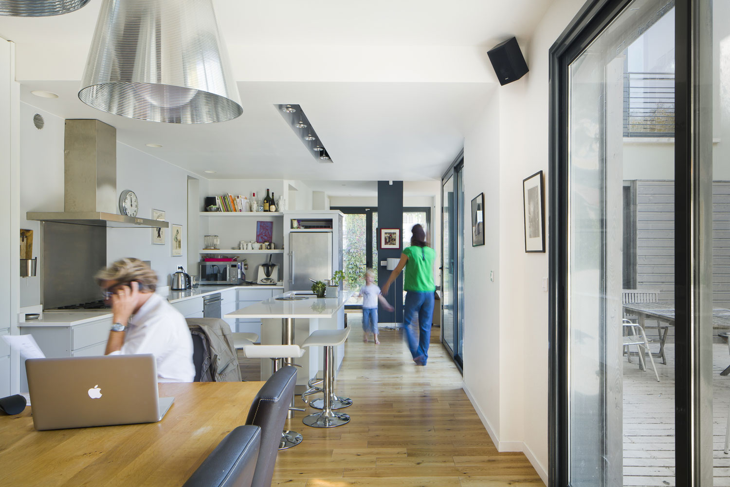 confiez la r&eacute;novation de votre maison &agrave; suresnes &agrave; des professionnels qualifi&eacute;s. r&eacute;novation compl&egrave;te, am&eacute;nagement, travaux sur-mesure et conseils personnalis&eacute;s pour valoriser votre bien.