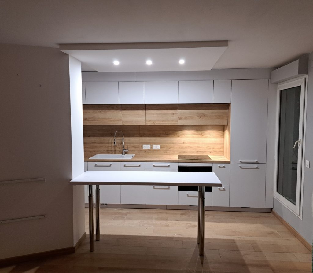 confiez la r&eacute;novation de votre salle de bain &agrave; suresnes &agrave; des professionnels qualifi&eacute;s. am&eacute;liorez confort et design avec des solutions sur mesure adapt&eacute;es &agrave; vos besoins.