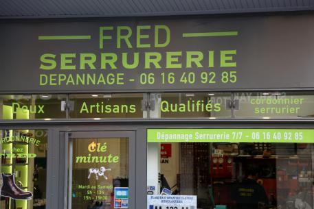 Serrurier urgence Suresnes : intervention rapide et efficace besoin d
