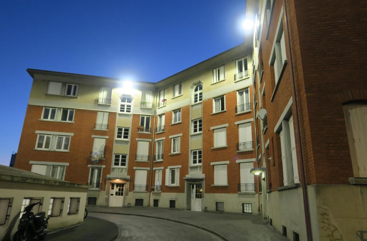 confiez la rénovation de votre maison ou appartement à suresnes à des professionnels qualifiés. services sur mesure, conseils personnalisés et travaux de qualité pour sublimer votre intérieur.