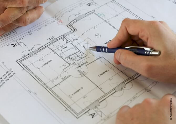 d&eacute;couvrez nos services de travaux int&eacute;rieurs pour r&eacute;nover, am&eacute;nager et embellir votre maison ou appartement. profitez d&rsquo;un accompagnement sur mesure et de solutions adapt&eacute;es &agrave; tous vos besoins.