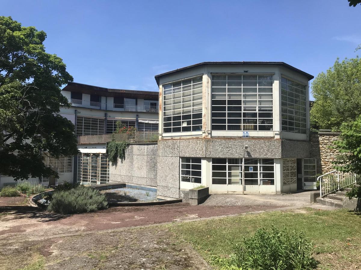 confiez vos travaux de r&eacute;novation &agrave; suresnes &agrave; des professionnels exp&eacute;riment&eacute;s. r&eacute;novation int&eacute;rieure et ext&eacute;rieure, conseils personnalis&eacute;s et devis gratuit pour tous vos projets.