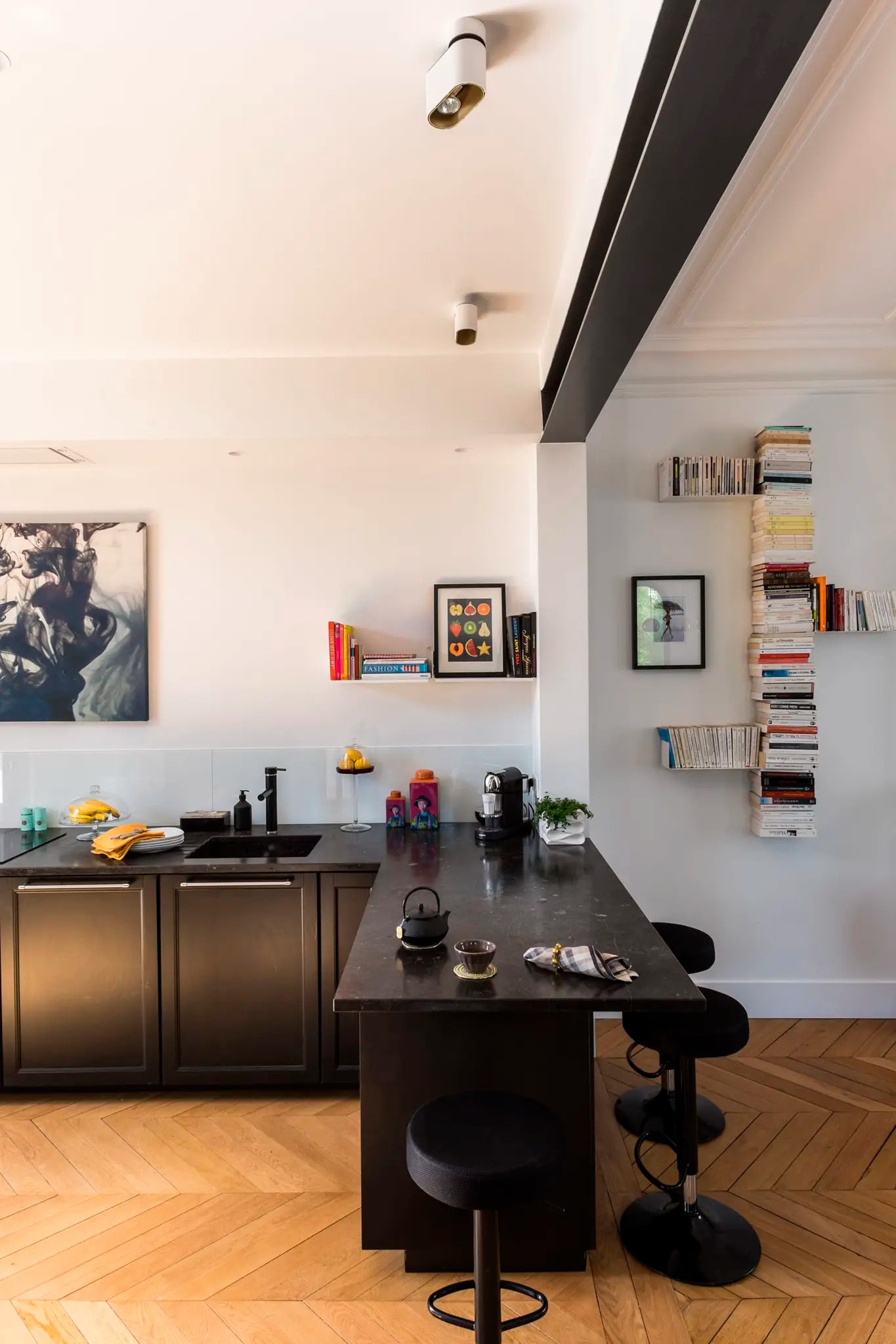 découvrez notre expertise en rénovation de cuisine à suresnes : conseils personnalisés, matériaux de qualité et réalisations sur-mesure pour transformer votre espace en une pièce moderne et fonctionnelle.