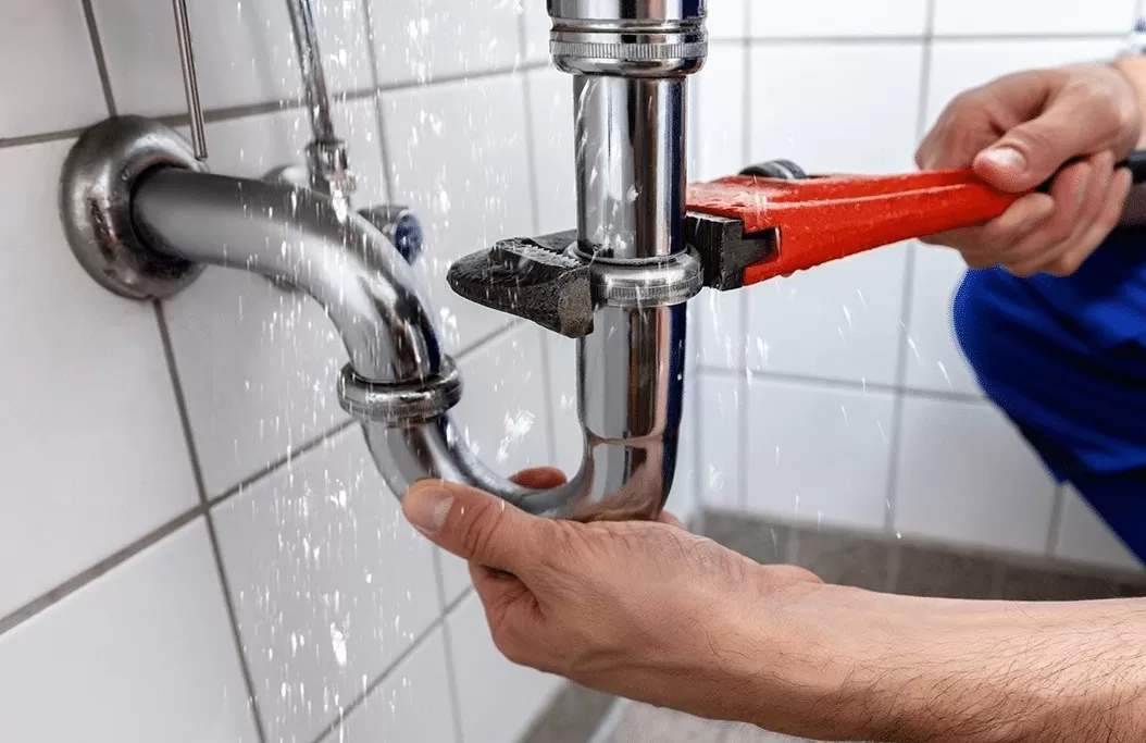trouvez un plombier pas cher &agrave; suresnes pour tous vos besoins en plomberie : d&eacute;pannage rapide, installation, r&eacute;paration et entretien. service fiable, devis gratuit et intervention 7j/7.